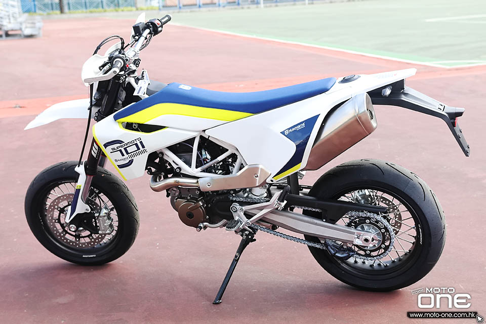 2019 HUSQVARNA 701 SUPERMOTO