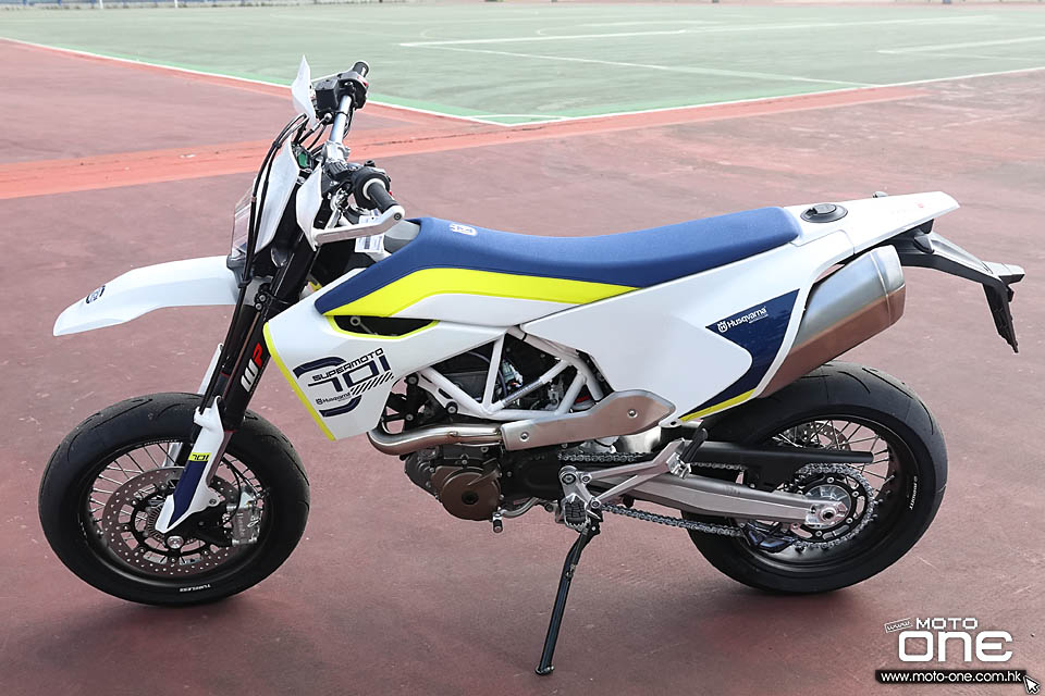 2019 HUSQVARNA 701 SUPERMOTO