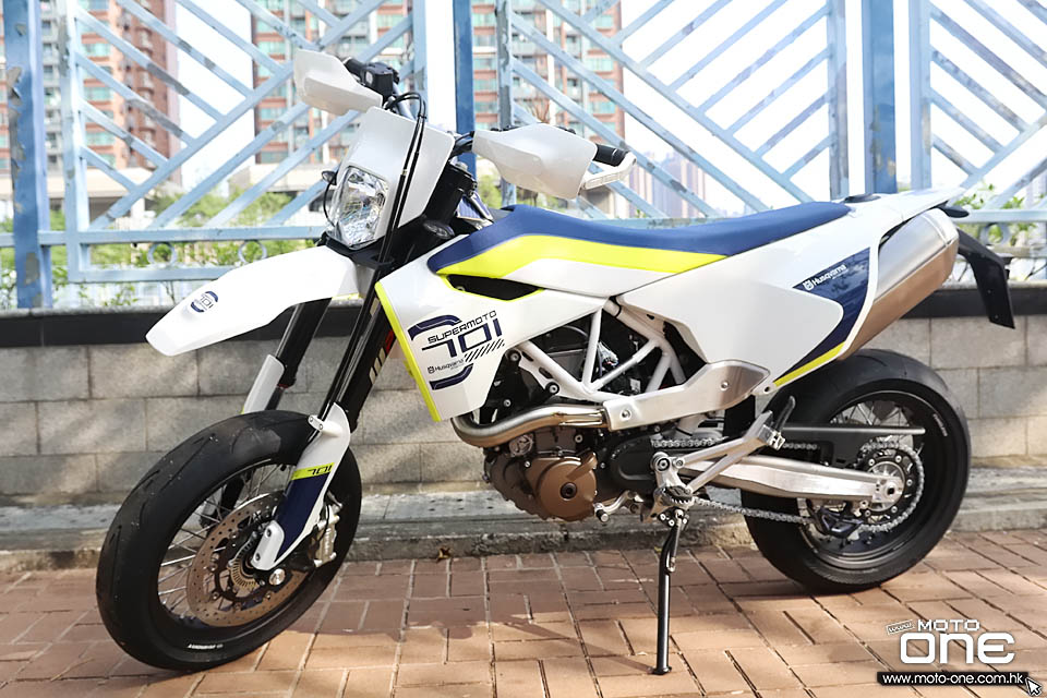 2019 HUSQVARNA 701 SUPERMOTO