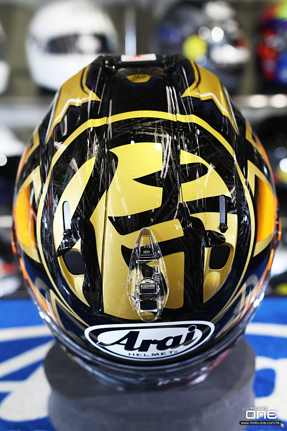 2018 Arai RX-7X PEDROSA SPIRIT GOLD