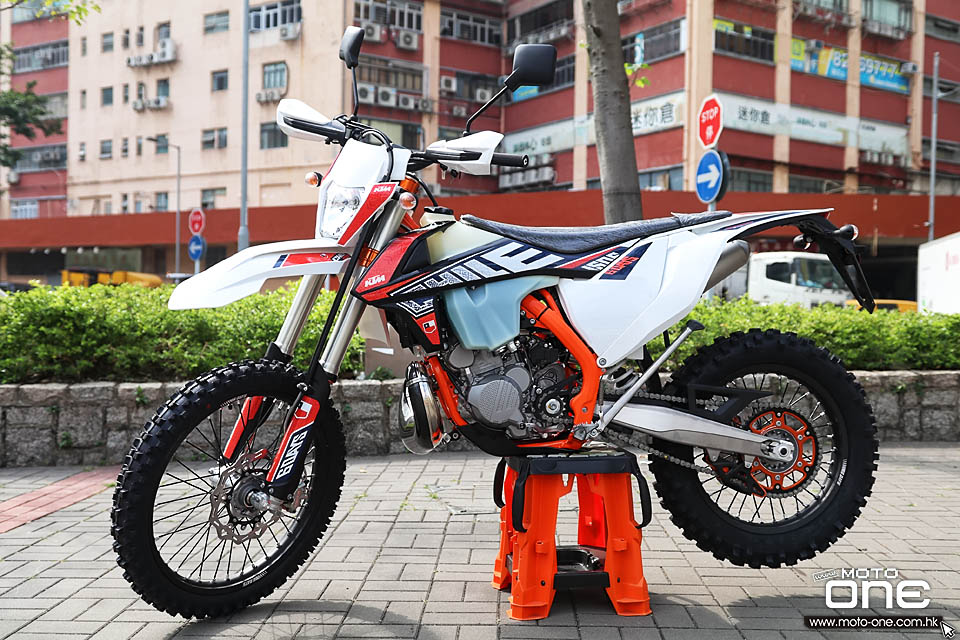 2019 KTM 300 EXC TPI SIX DAYS Edition