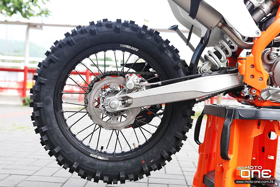 2019 KTM 300 EXC TPI SIX DAYS Edition