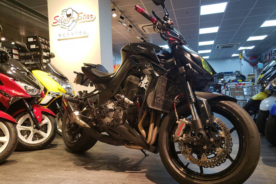 2014 SILVERSTAR Kawasaki Z1000