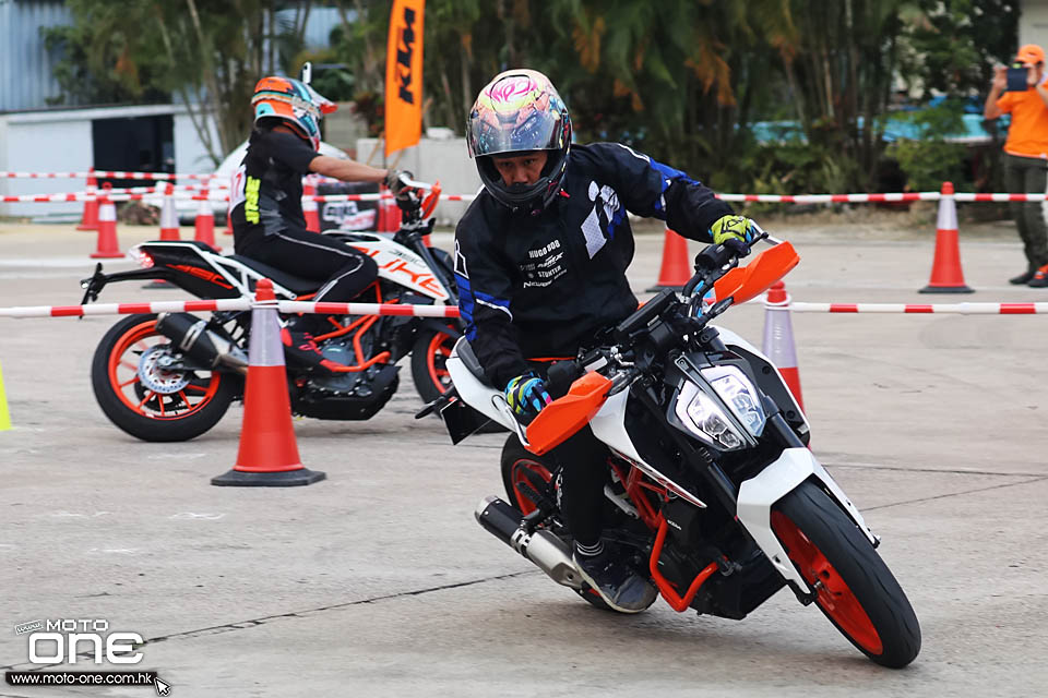 2018 KTM DUKEHANA