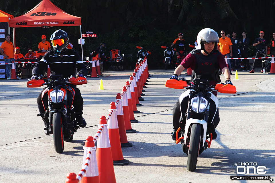 2018 KTM DUKEHANA