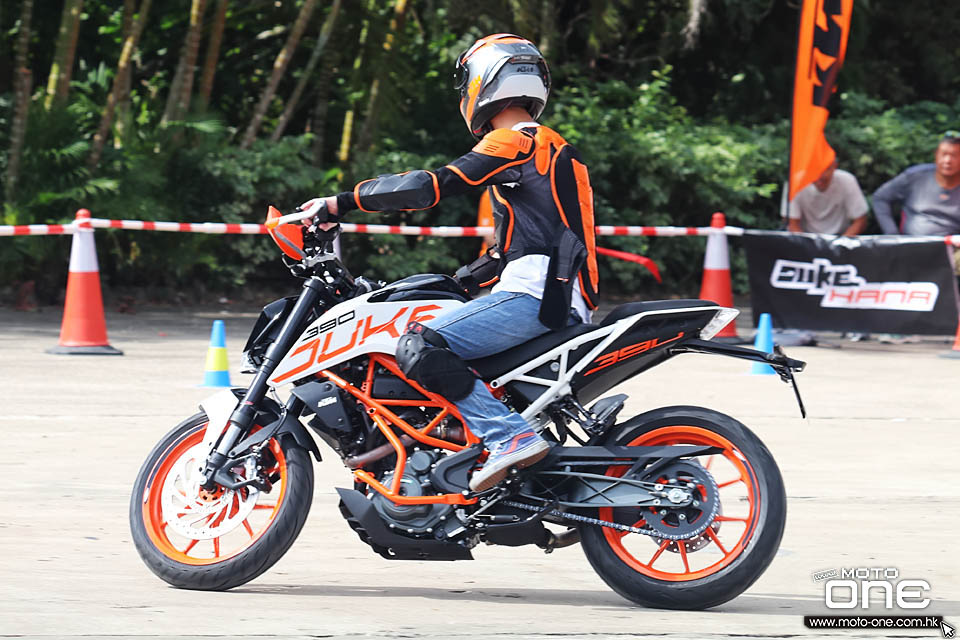 2018 KTM DUKEHANA