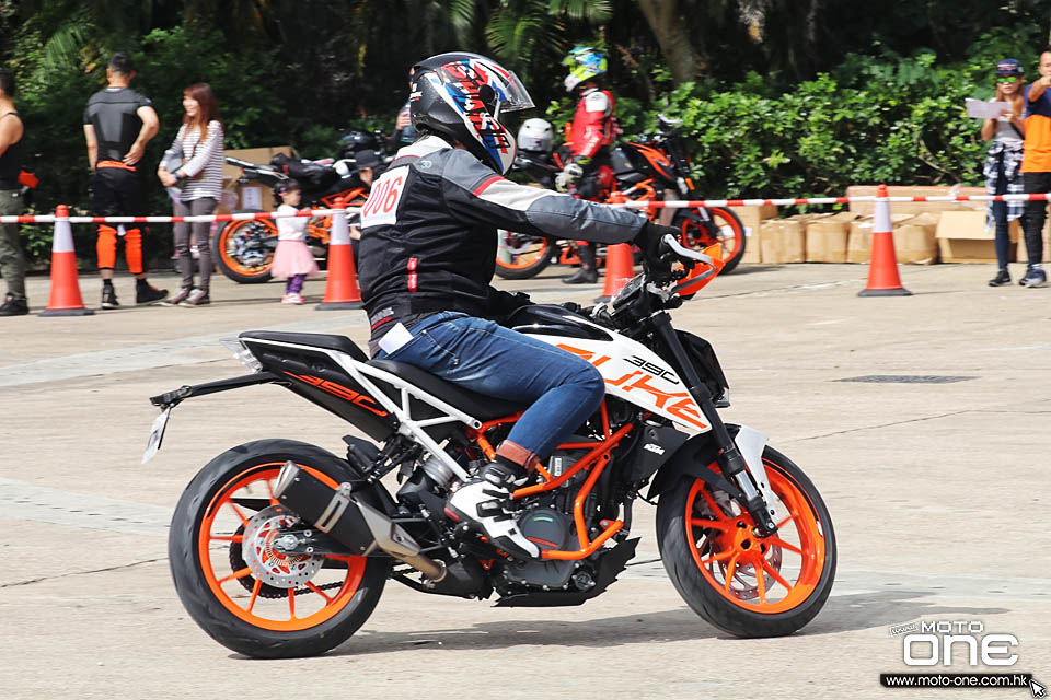 2018 KTM DUKEHANA