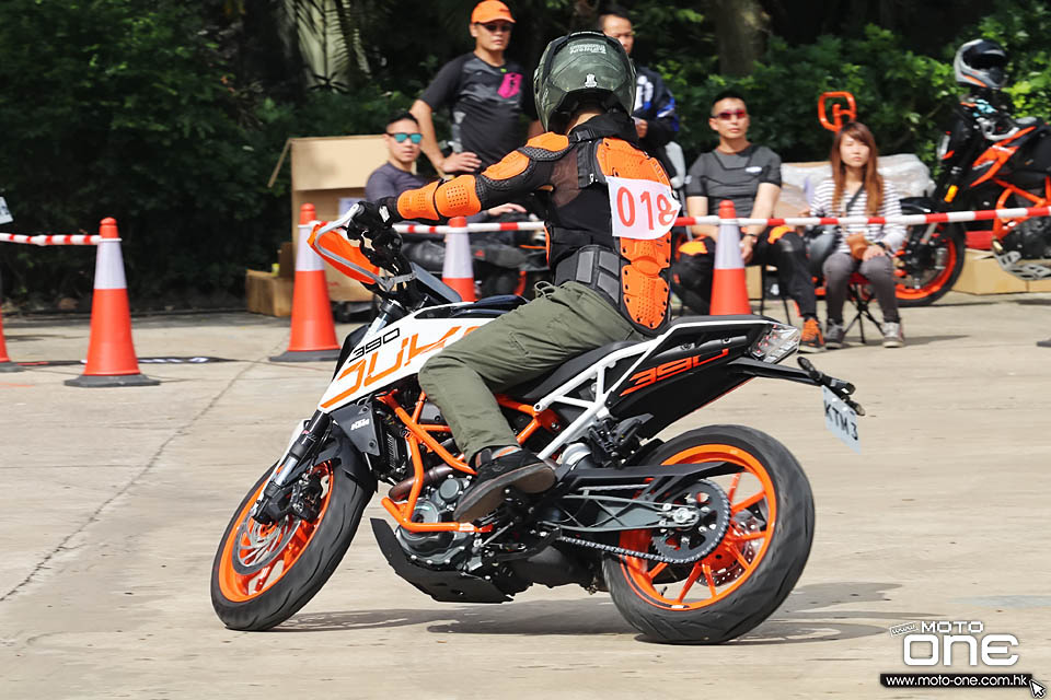 2018 KTM DUKEHANA