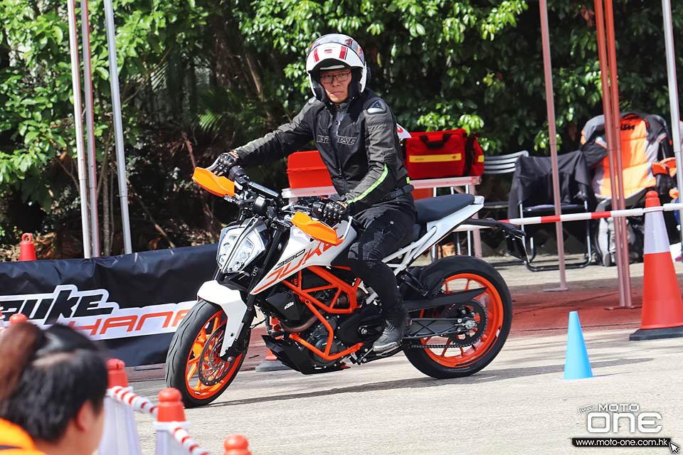 2018 KTM DUKEHANA