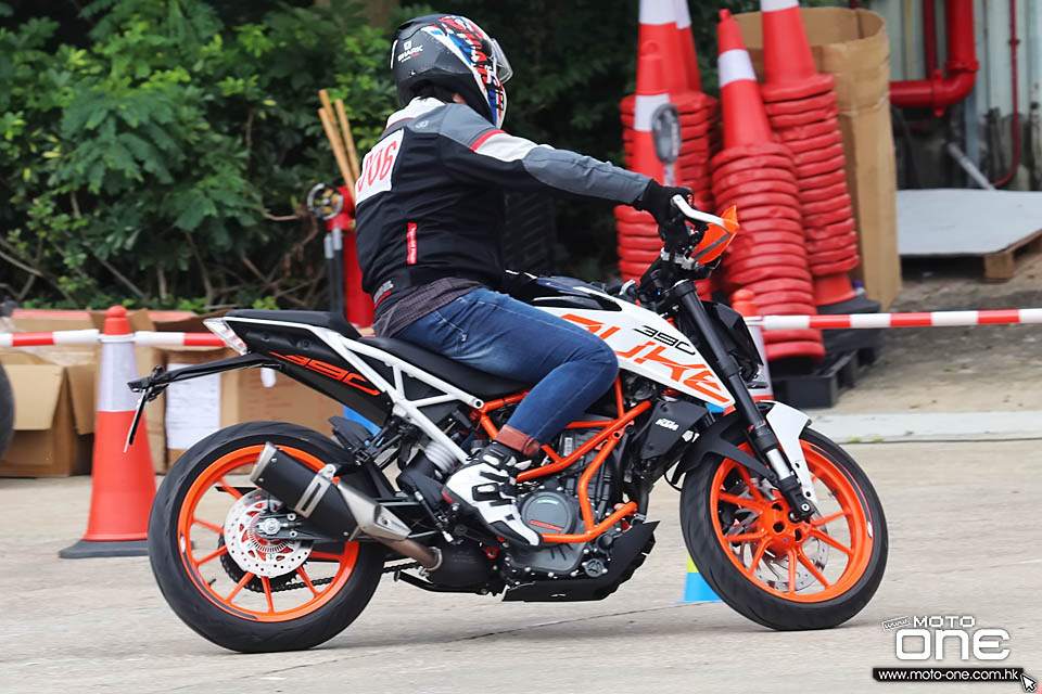 2018 KTM DUKEHANA