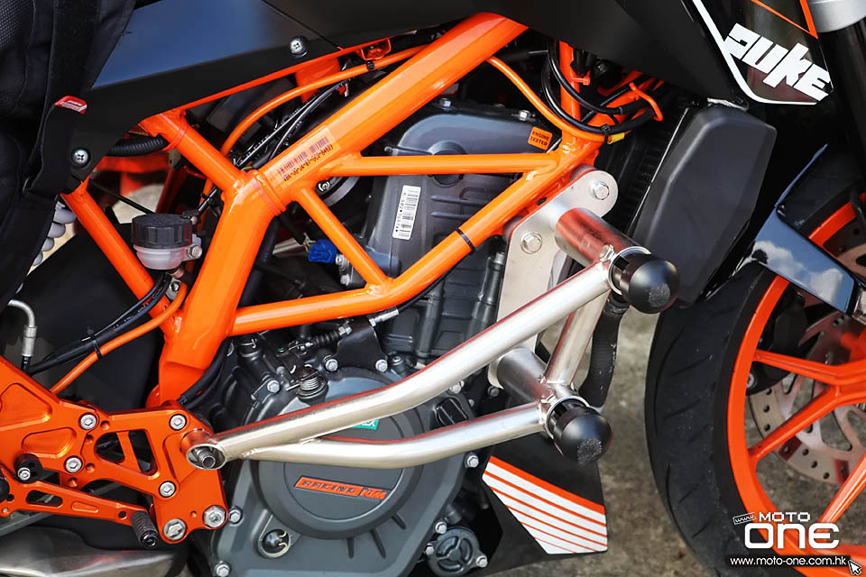 2018 KTM DUKEHANA