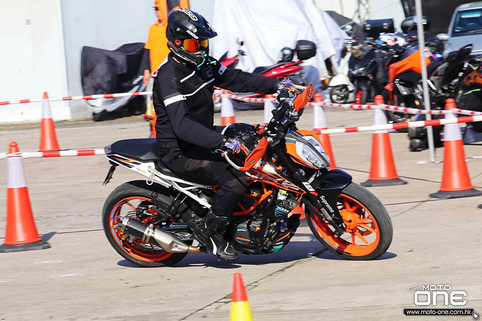 2018 KTM DUKEHANA