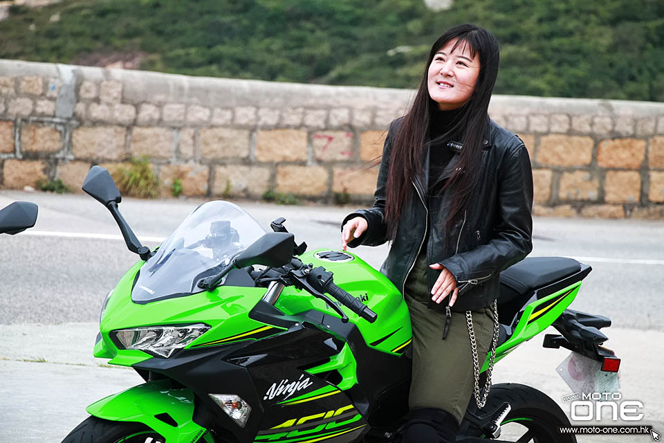 2018 KAWSAKI NINJA400 LADY RIDER