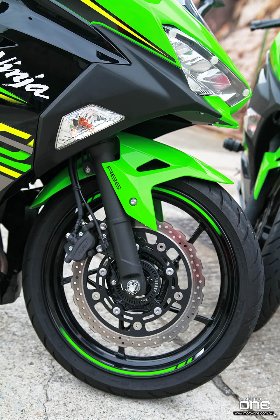 2018 KAWSAKI NINJA400 LADY RIDER