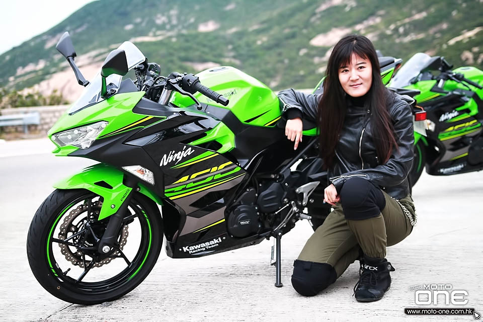 2018 KAWSAKI NINJA400 LADY RIDER