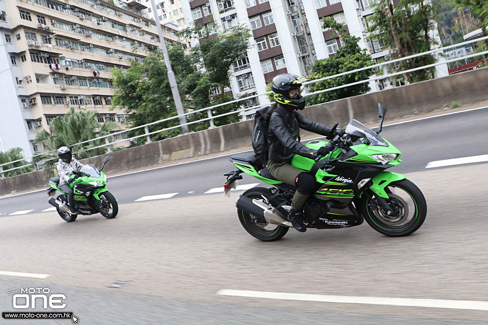 2018 KAWSAKI NINJA400 LADY RIDER