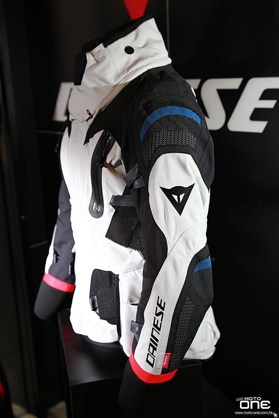 2019 DAINESE ANTARTICA GORE-TEX JACKET