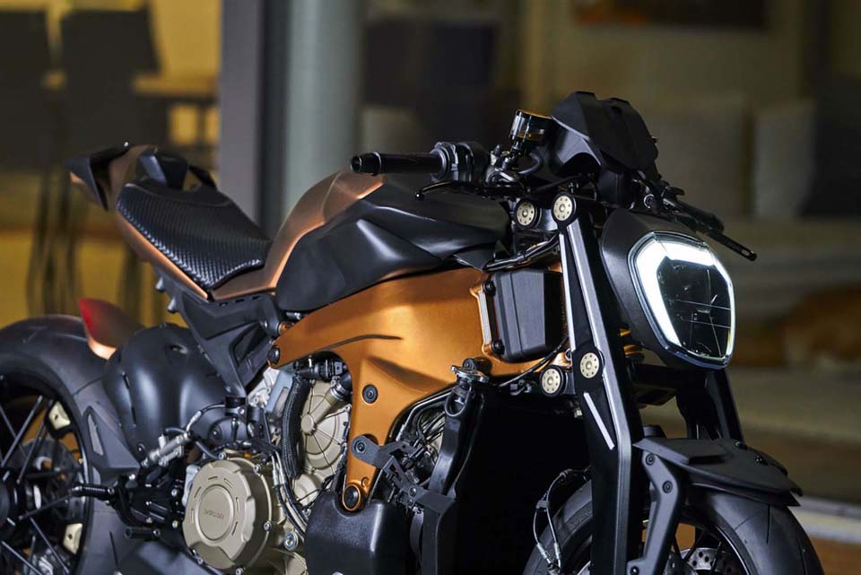 2019 DUCATI V4 Penta streetfighter