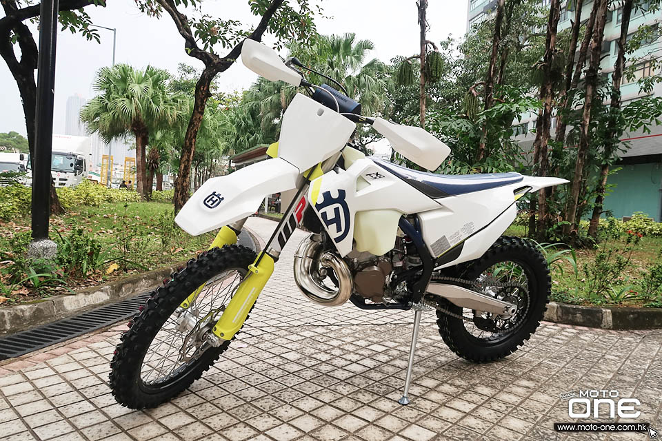 2019 HUSQVARNA TX300