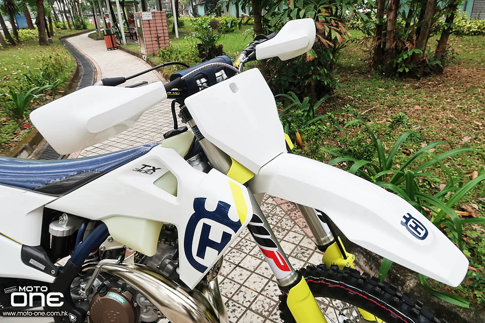 2019 HUSQVARNA TX300