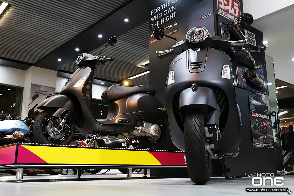 2019 VESPA GTS300 NOTTE