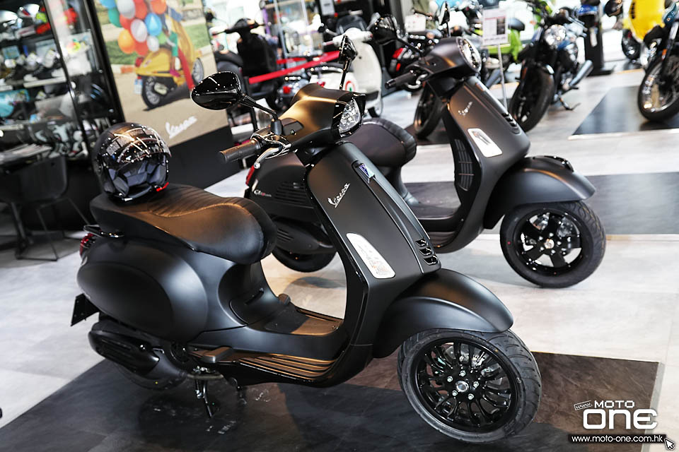 2019 VESPA SPRINT 150 NOTTE