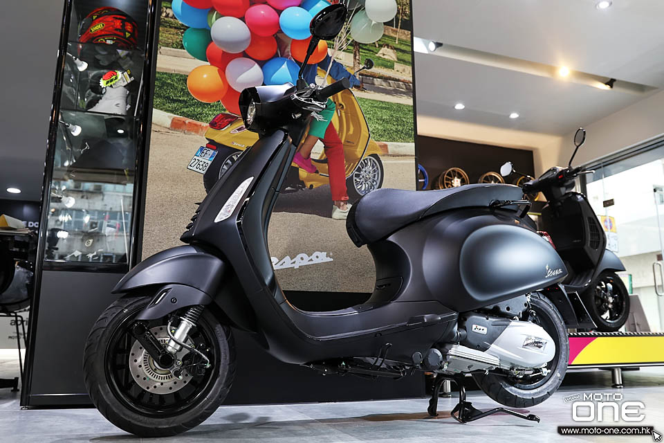 2019 VESPA SPRINT 150 NOTTE