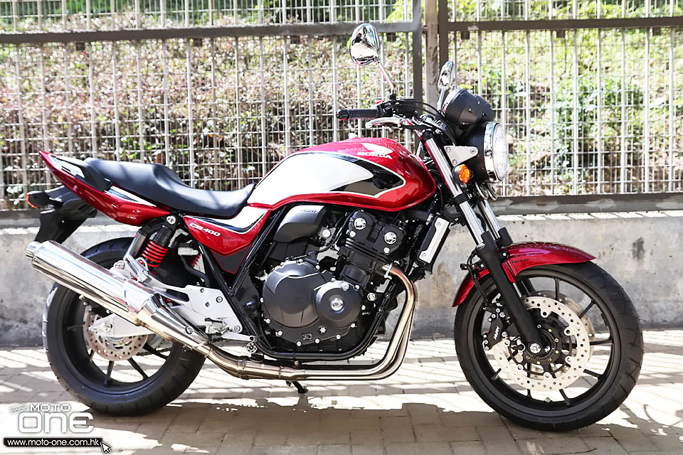 2019 HONDA CB400SF