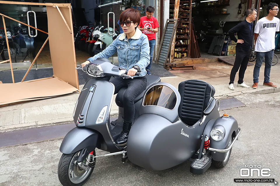 2019 HENRY OPENBOX VESPA SIDECAR