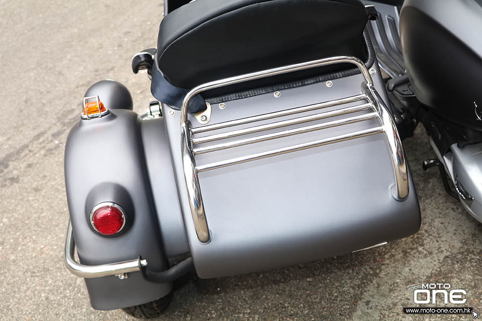 2019 HENRY OPENBOX VESPA SIDECAR