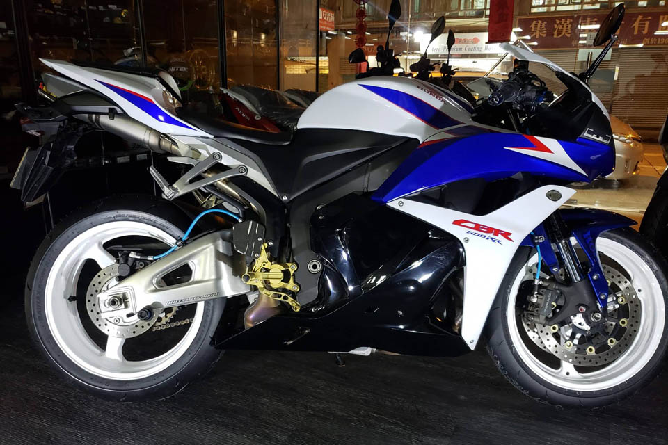 2019 SILVER STAR CBR600RR