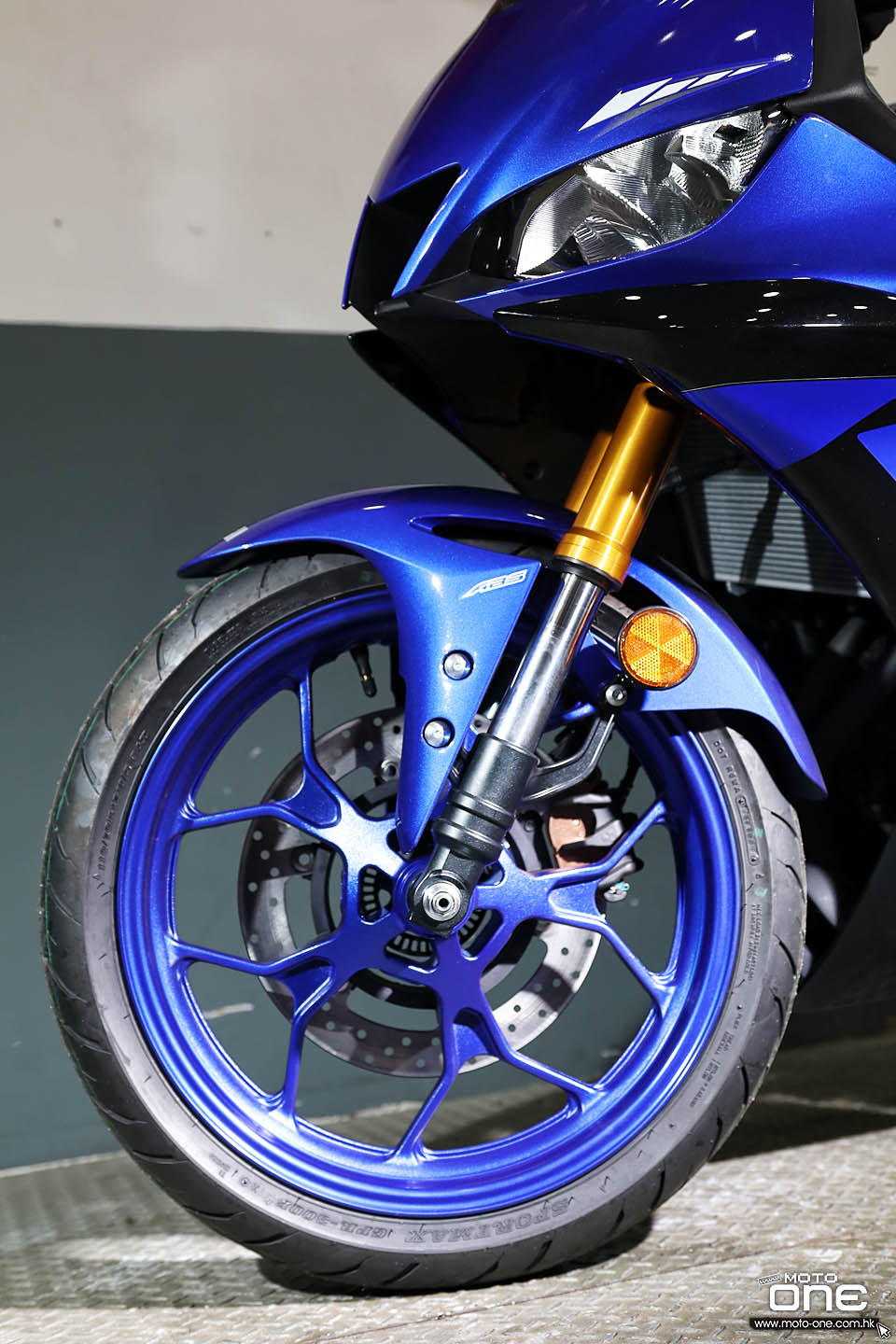 2019 YAMAHA YZF-R3