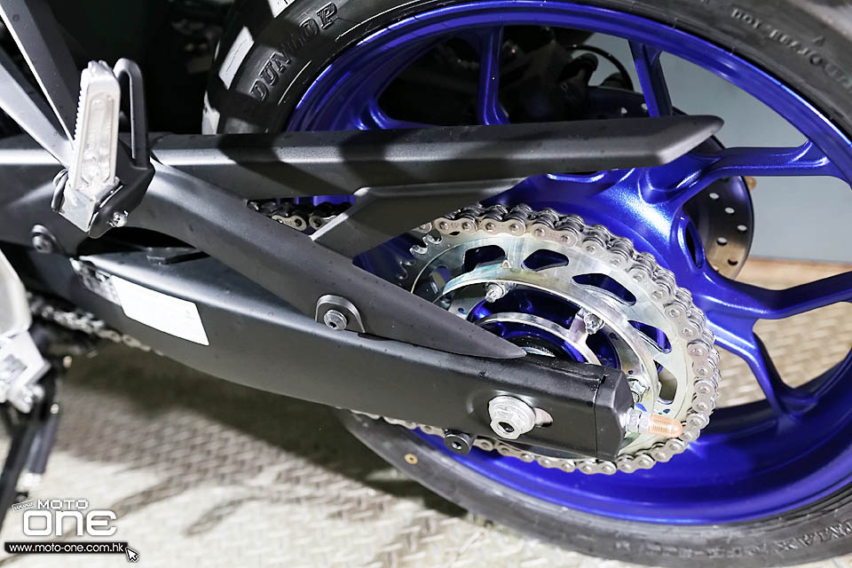 2019 YAMAHA YZF-R3