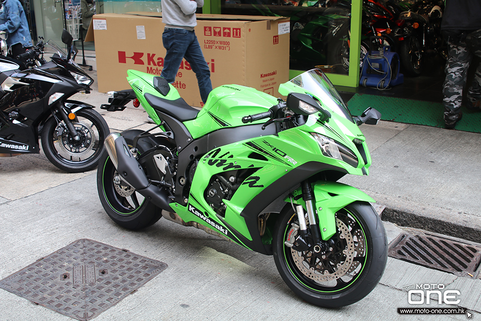 2019_kawasaki zx-10rr