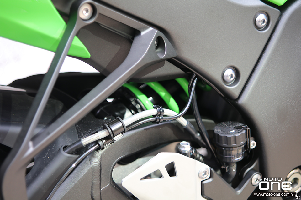 2019_kawasaki zx-10rr