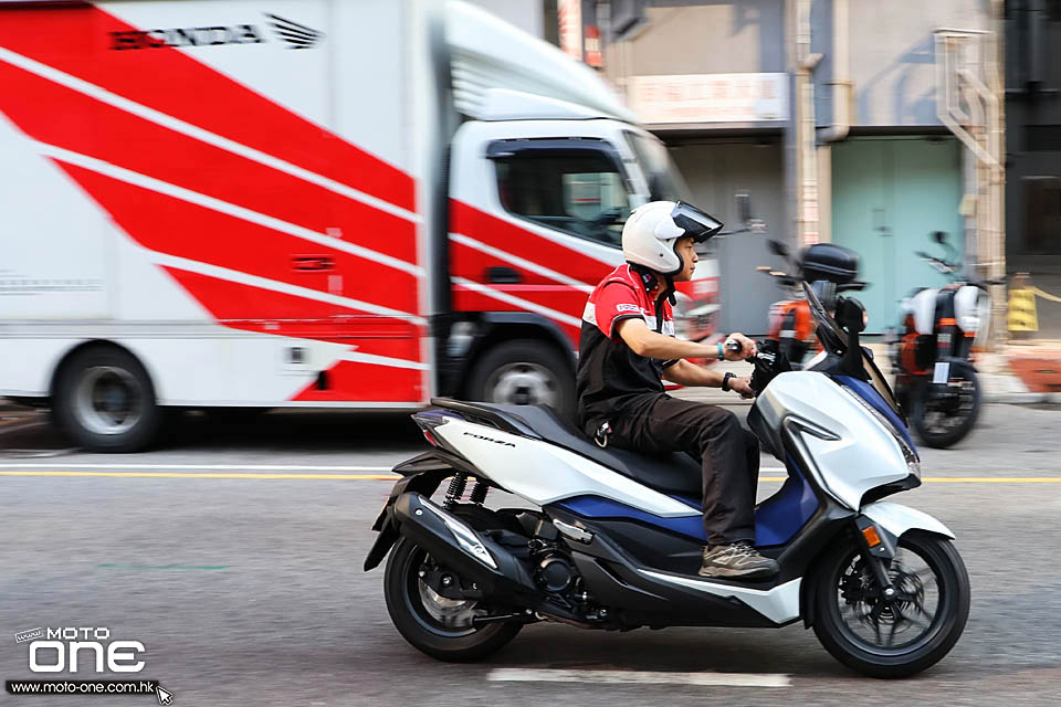 2019 HONDA FORZA 300 CB300R