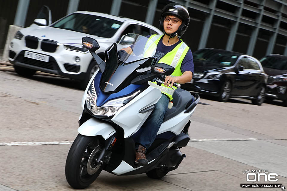 2019 HONDA FORZA 300 CB300R