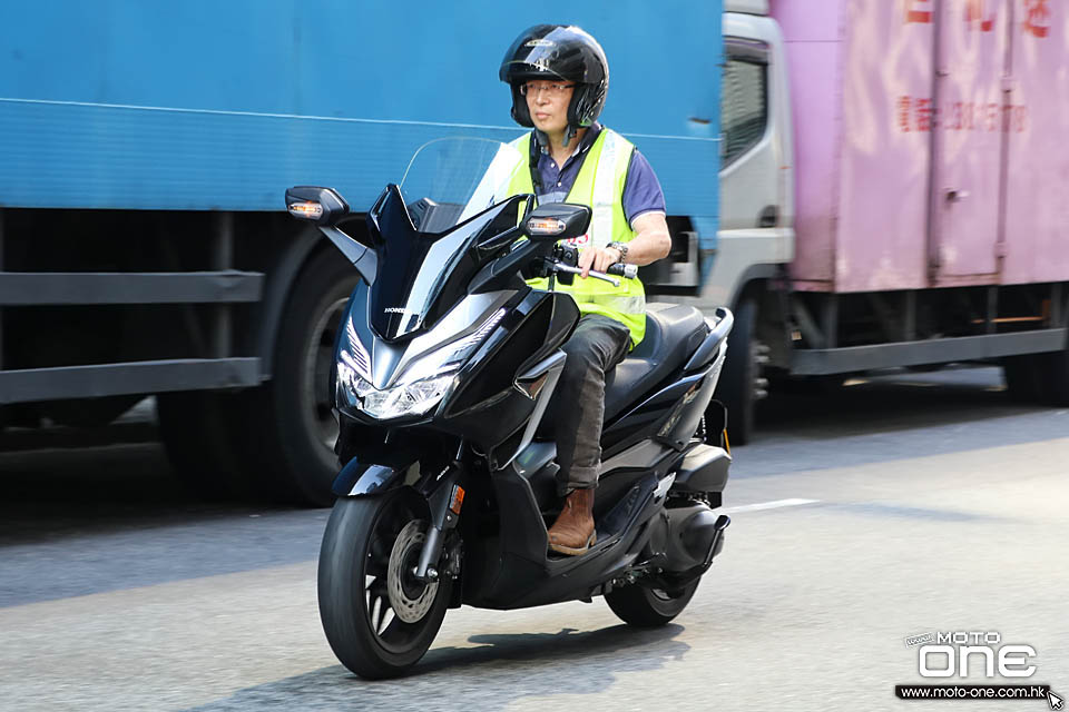 2019 HONDA FORZA 300 CB300R