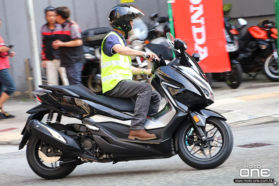 2019 HONDA FORZA 300 CB300R