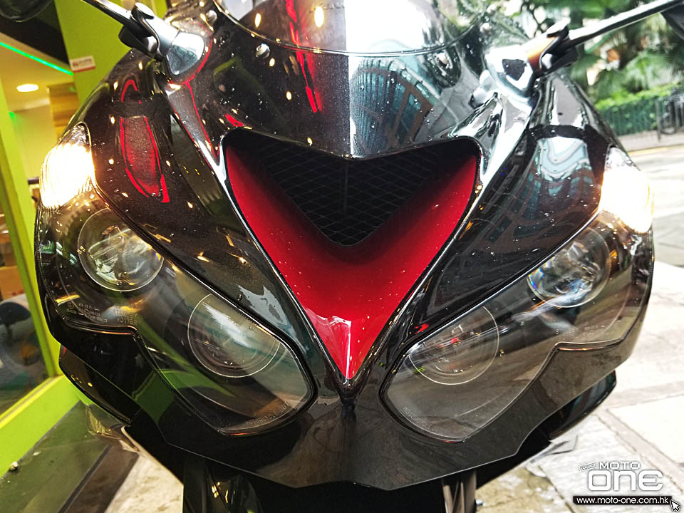 2019 KAWASAKI ZZR1400