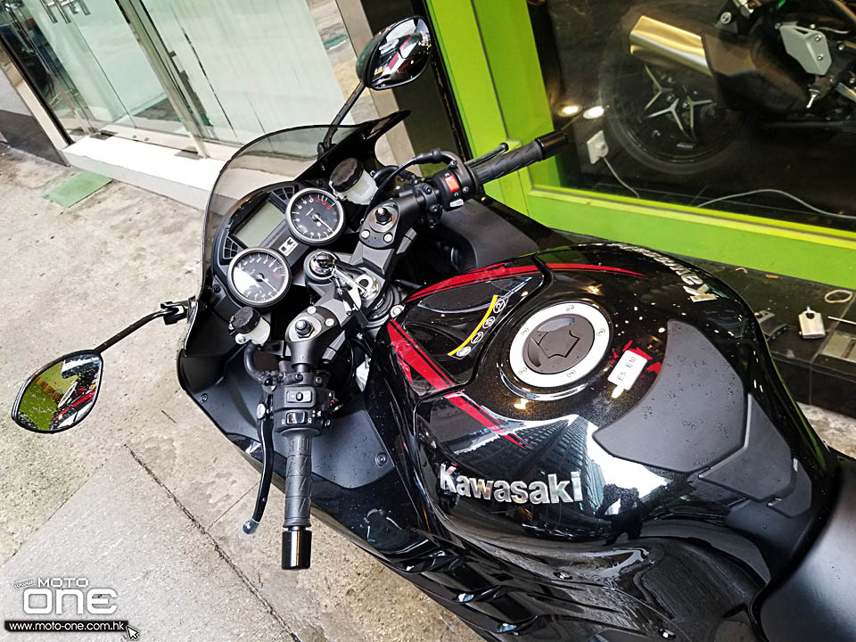 2019 KAWASAKI ZZR1400