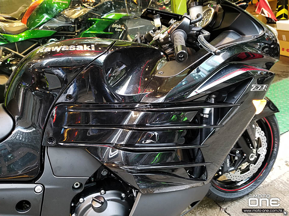 2019 KAWASAKI ZZR1400