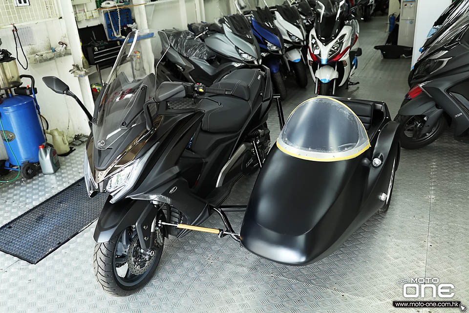 2019 KYMCO AK550 Sidecar