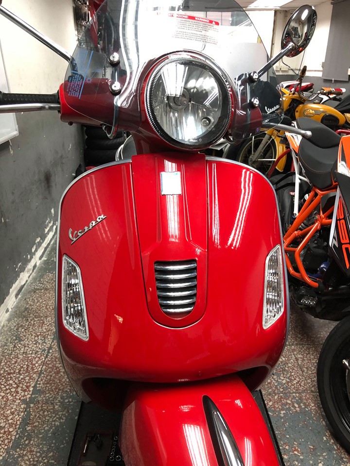 2012 Vespa GTS 300