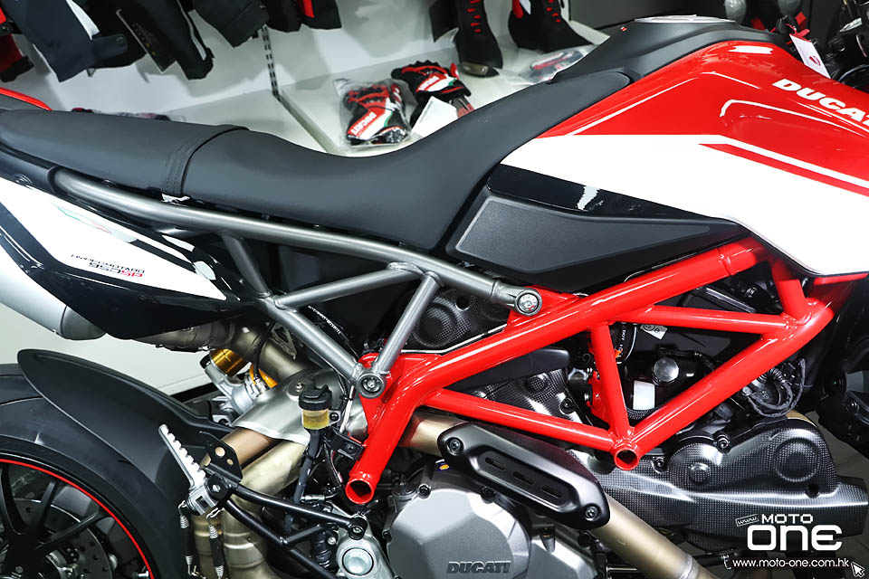 2019 DUCATI HYPERMOTARD 950 SP