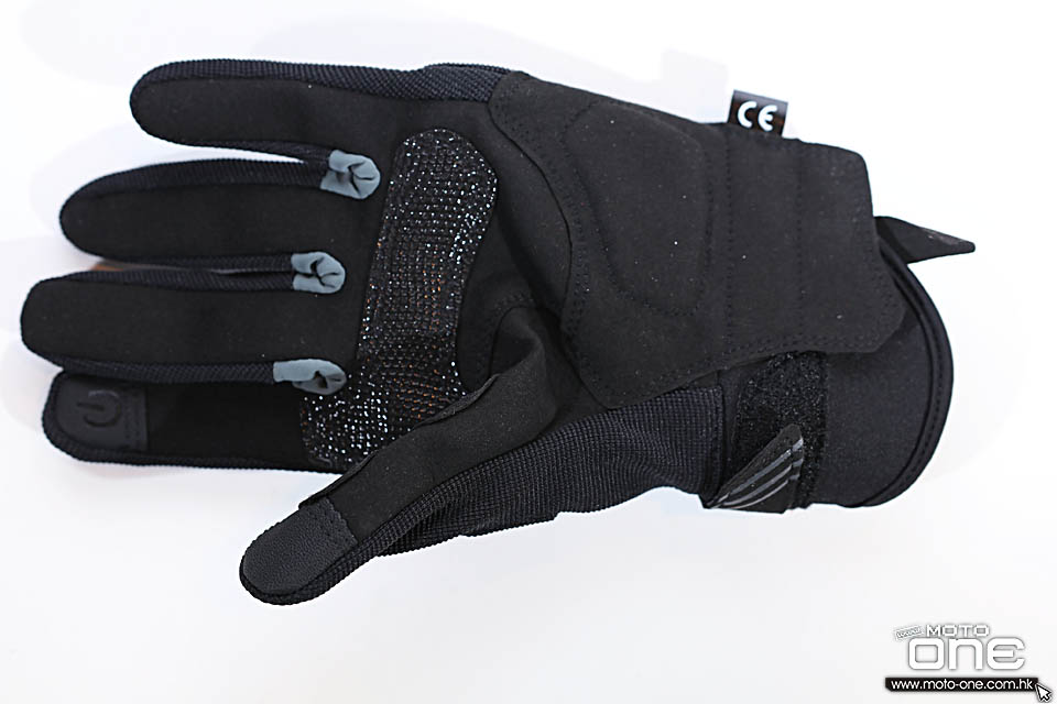 2019 KOMINE M-GLOVES