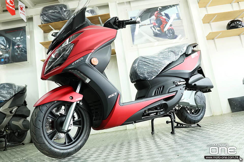 2019 KYMCO G-Dink 250i 300i