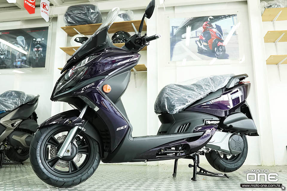 2019 KYMCO G-Dink 250i 300i