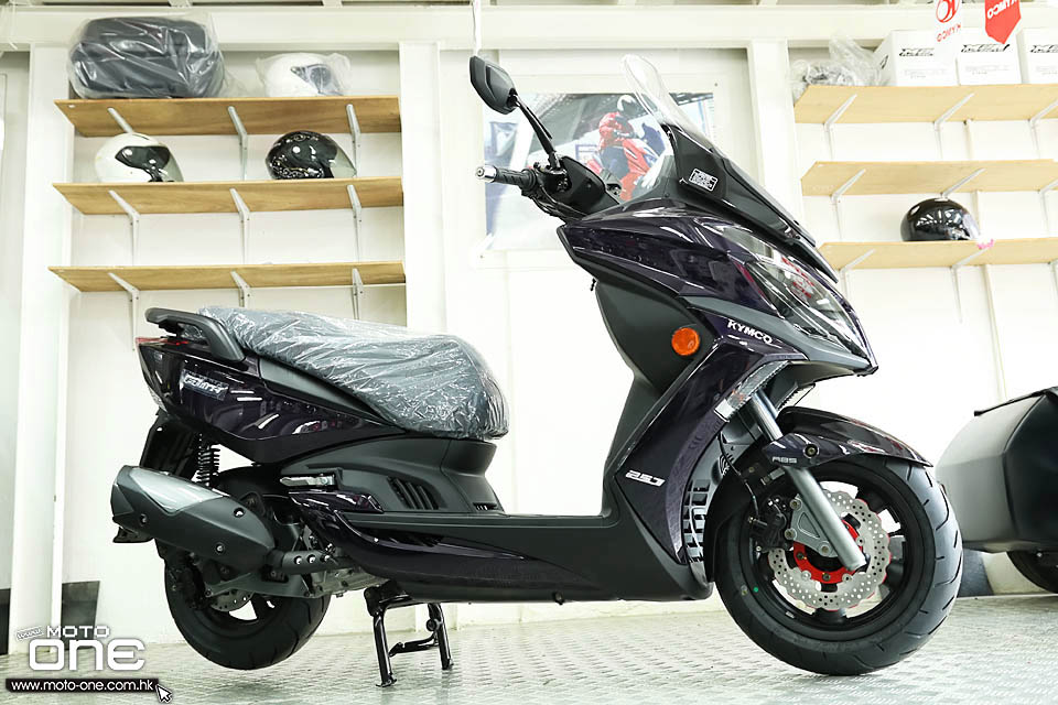 2019 KYMCO G-Dink 250i 300i