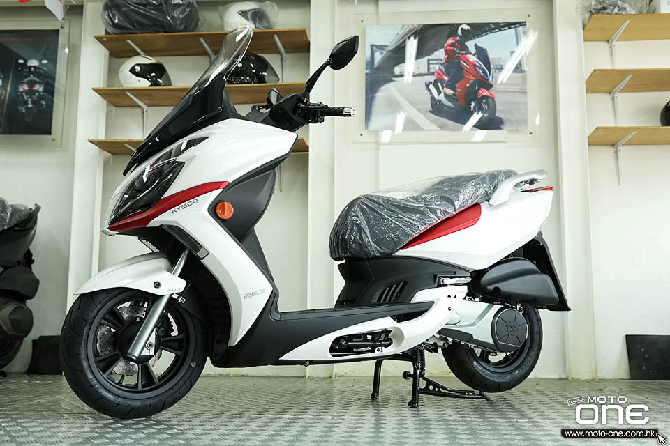 2019 KYMCO G-Dink 250i 300i